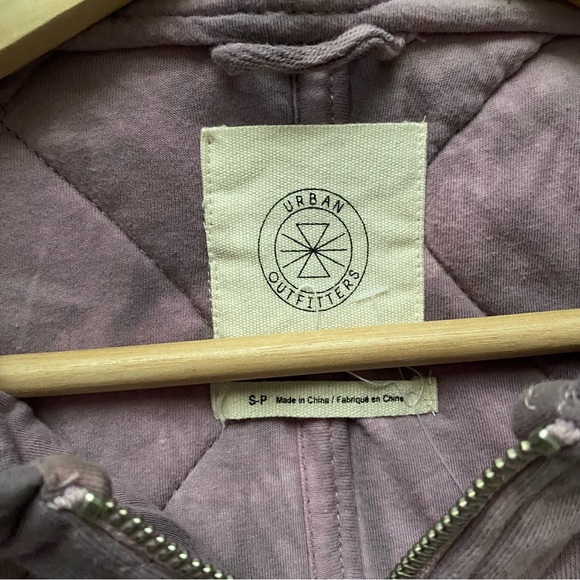 UO Quilted Oversized Cozy Tie Dye Hoody - Picture 7 of 12